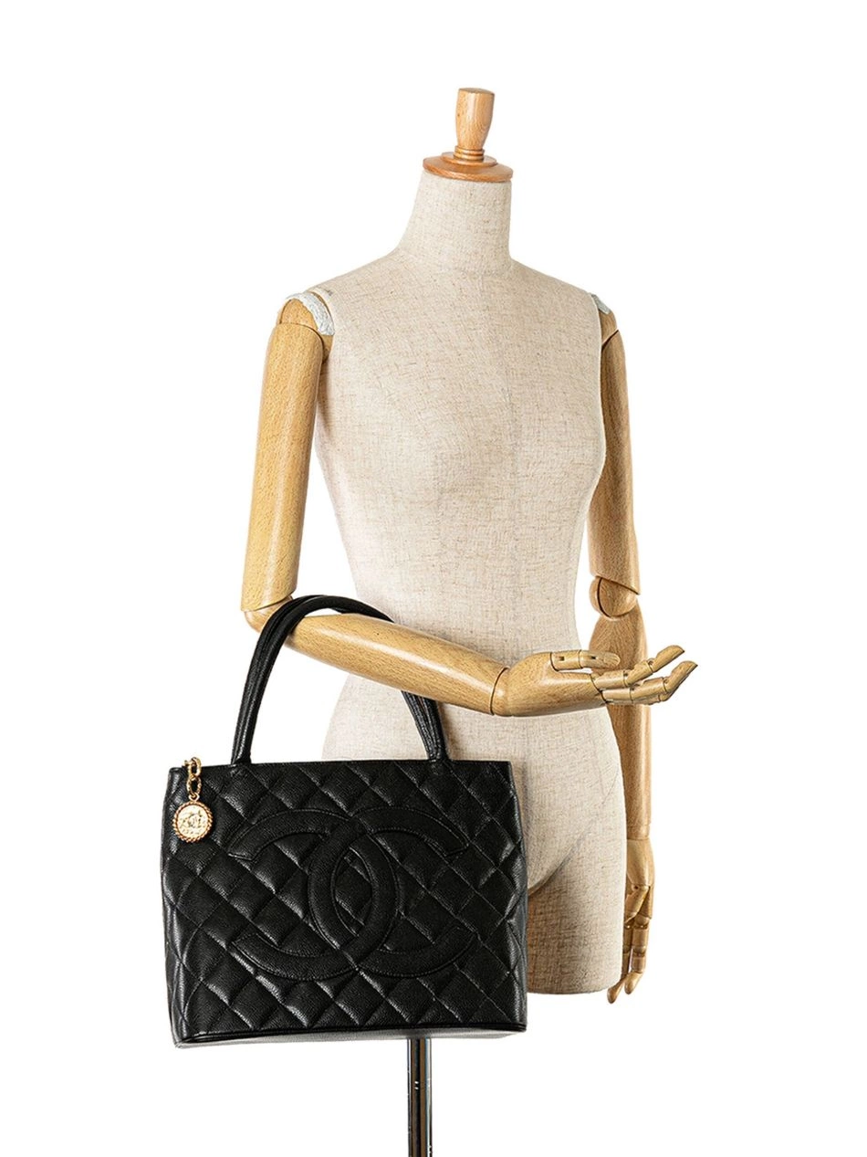 Cheap HOT SALE Women tote CHANEL 2004-2005 Medallion Caviar bag 0430